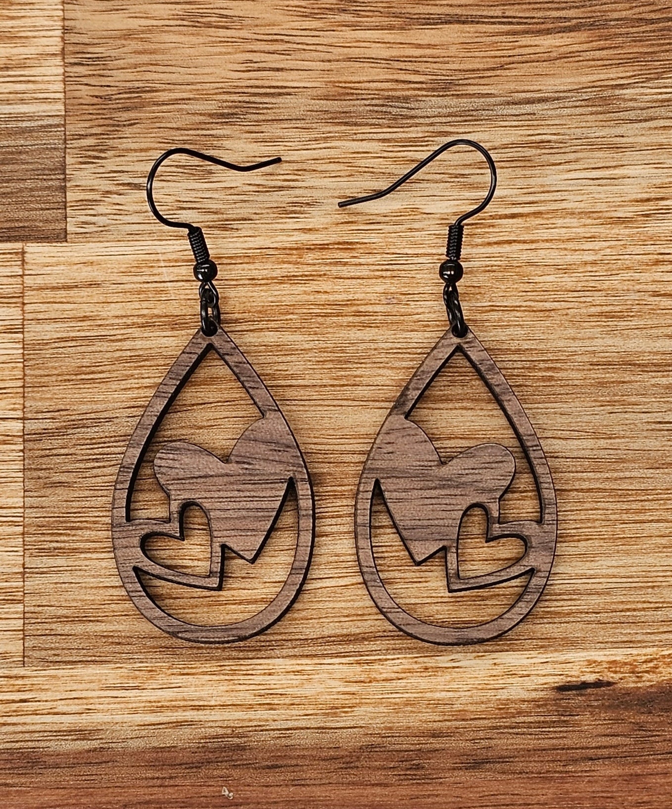 Love Love Earrings - Star Squiggle Hash