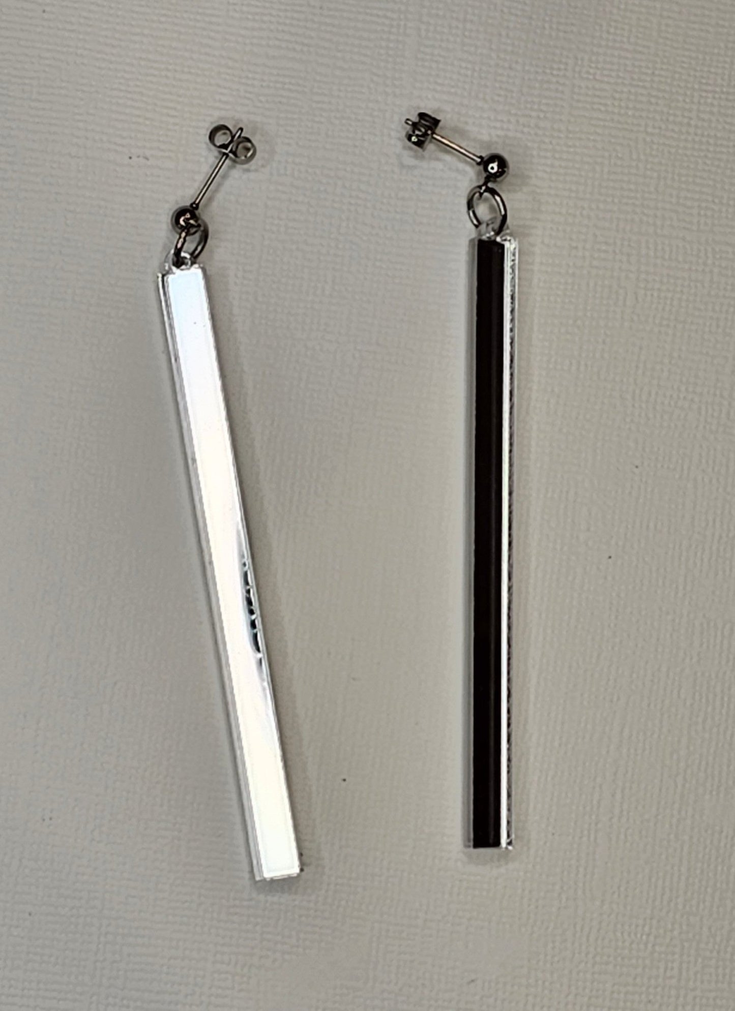 Minimalist Icicle Earring. Free Shipping. - Star Squiggle Hash