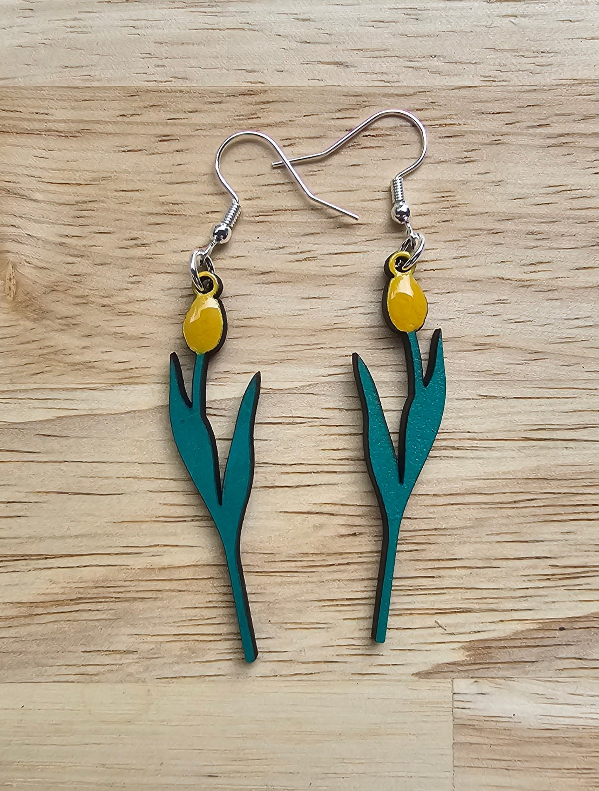 Tulip Earrings.