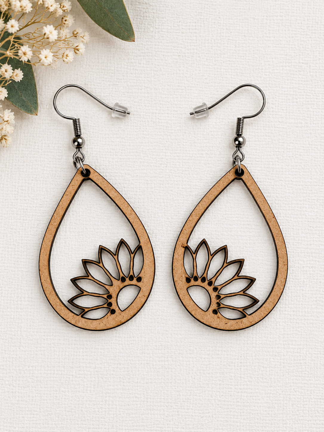 Floral Drop Earrings.
