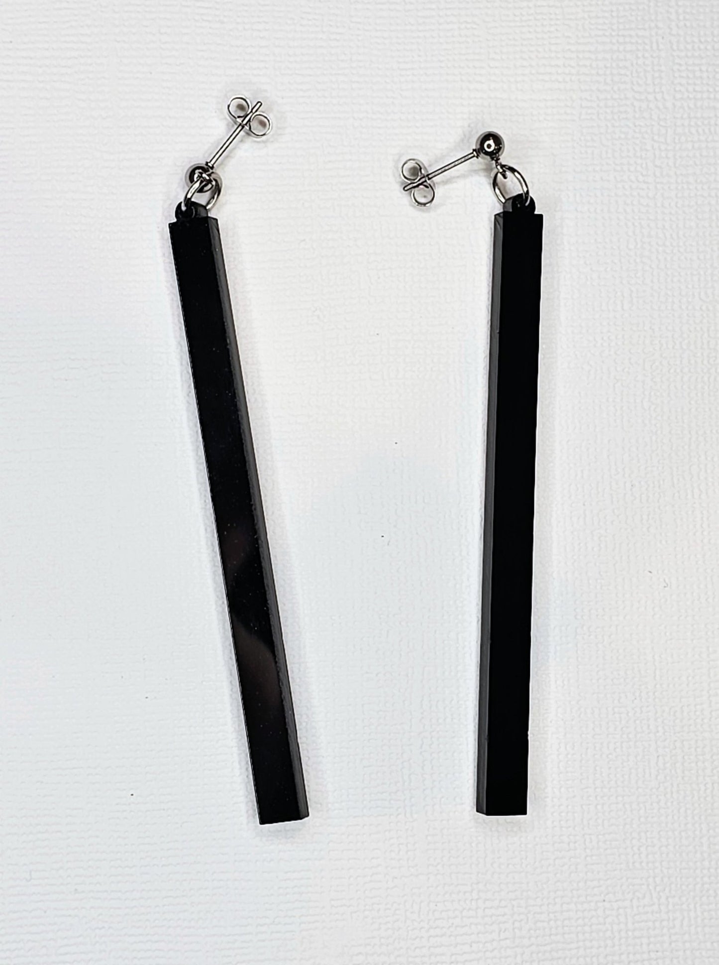 Minimalist Icicle Earring. Free Shipping. - Star Squiggle Hash